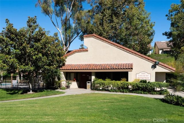 28052 Via Congora, Mission Viejo, CA 92692