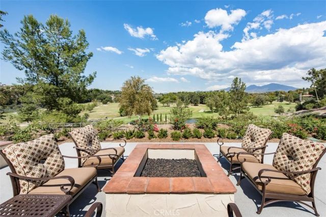 28052 Via Congora, Mission Viejo, CA 92692