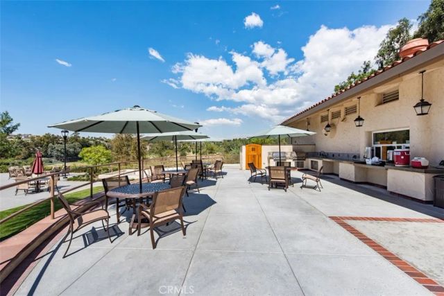 28052 Via Congora, Mission Viejo, CA 92692