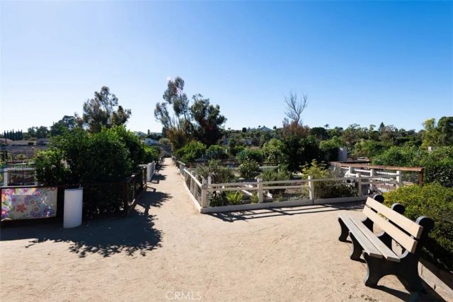 28052 Via Congora, Mission Viejo, CA 92692