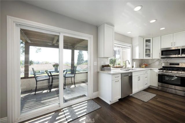 28052 Via Congora, Mission Viejo, CA 92692