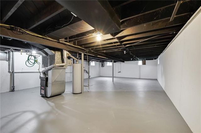 2700 Englewood Terrace, Independence, MO 64052