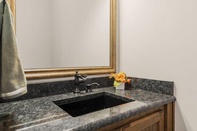 27810 E 133 rd Court, Lee's Summit, MO 64086