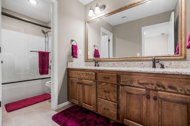 27810 E 133 rd Court, Lee's Summit, MO 64086