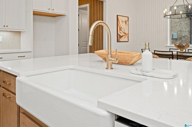 1732 GABLE WAY, Hoover, AL 35244