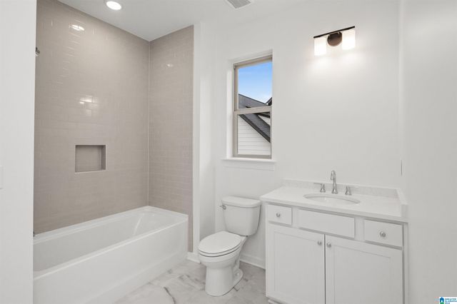 1732 GABLE WAY, Hoover, AL 35244