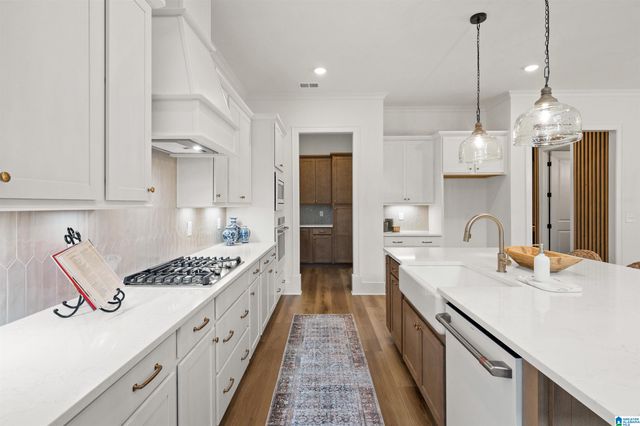 1732 GABLE WAY, Hoover, AL 35244