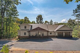 60 Weeks Lane, Ellijay, GA 30540
