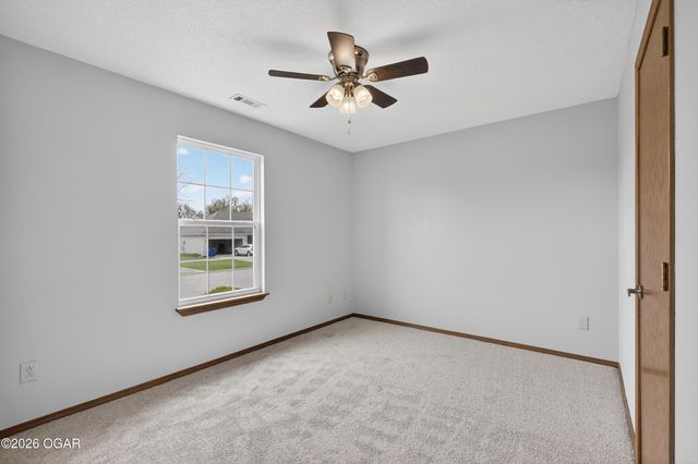 1315 Skyline Drive, Carthage, MO 64836