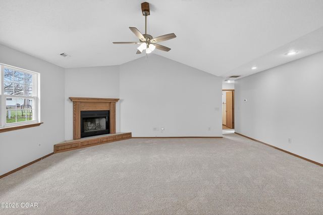 1315 Skyline Drive, Carthage, MO 64836