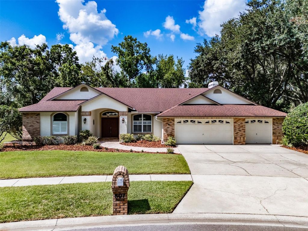 507 SURREY LANE, Lutz, FL 33549