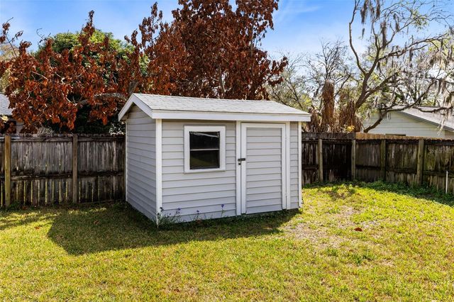 954 APPLE LANE, Altamonte Springs, FL 32714