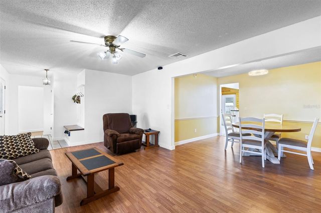 954 APPLE LANE, Altamonte Springs, FL 32714