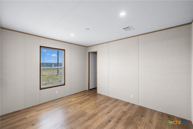 139 Azalea Court, Dale, TX 78616