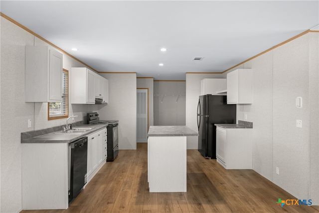 139 Azalea Court, Dale, TX 78616