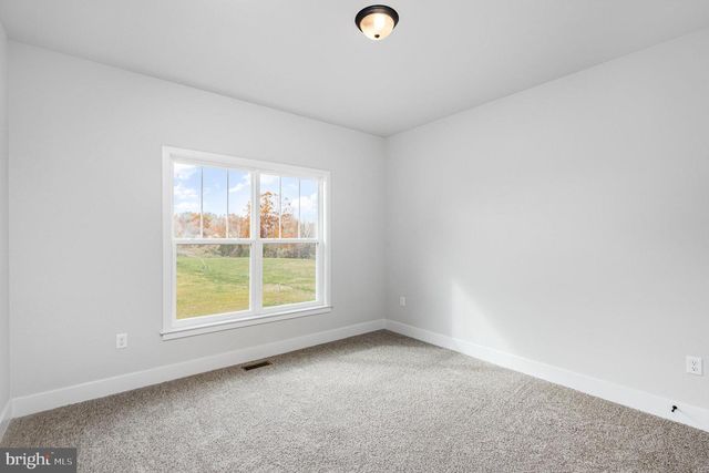 26700 DANIELS POINT DR, Unionville, VA 22567