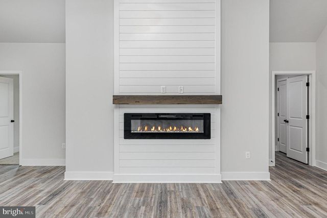 26700 DANIELS POINT DR, Unionville, VA 22567