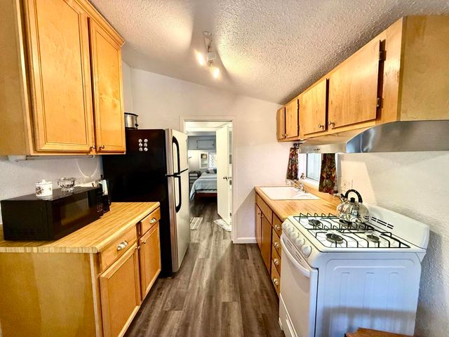 25955 Hwy 243 2, Idyllwild, CA 92549