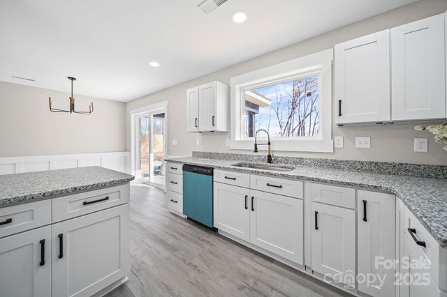 20 Ridgecrest Avenue, Peachland, NC 28133