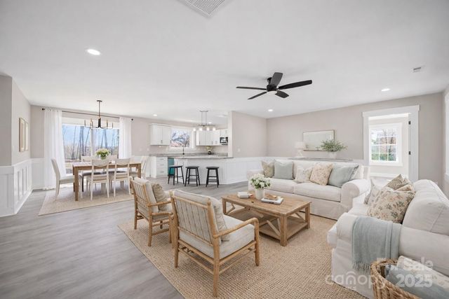 20 Ridgecrest Avenue, Peachland, NC 28133