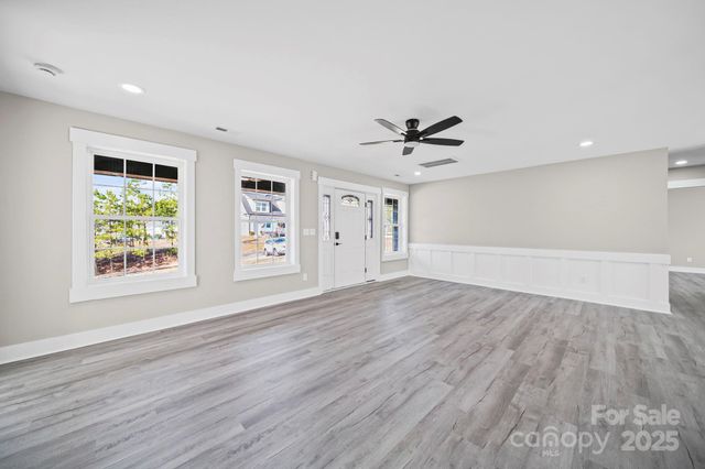 20 Ridgecrest Avenue, Peachland, NC 28133