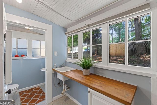 1701 Neely Avenue, East Point, GA 30344