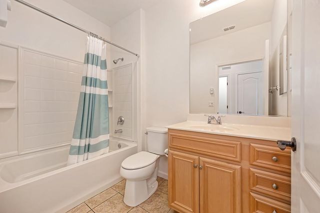 1441 Volonne Dr, Roseville, CA 95747