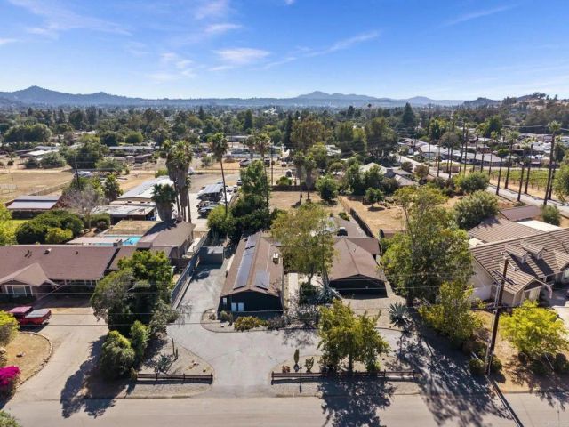 754 El Rancho Drive, El Cajon, CA 92019