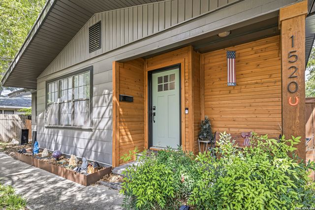 1520 W BRIDGE ST, New Braunfels, TX 78130