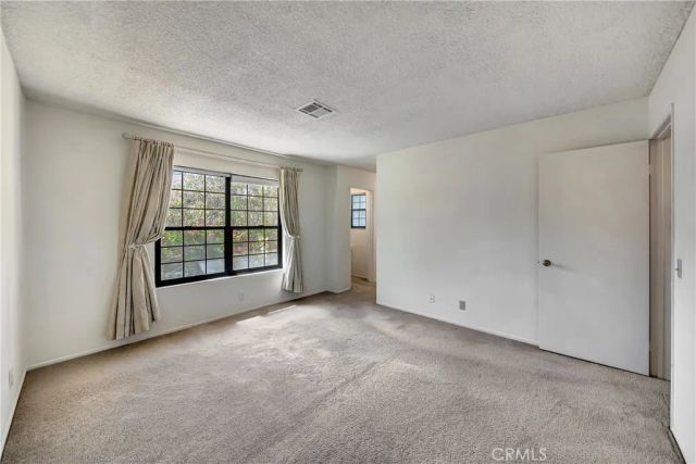 1543 W Avenue L 1, Lancaster, CA 93534