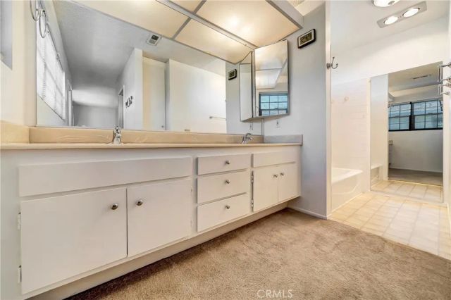 1543 W Avenue L 1, Lancaster, CA 93534