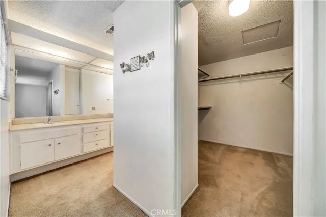1543 W Avenue L 1, Lancaster, CA 93534