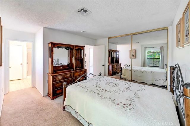 1543 W Avenue L 1, Lancaster, CA 93534