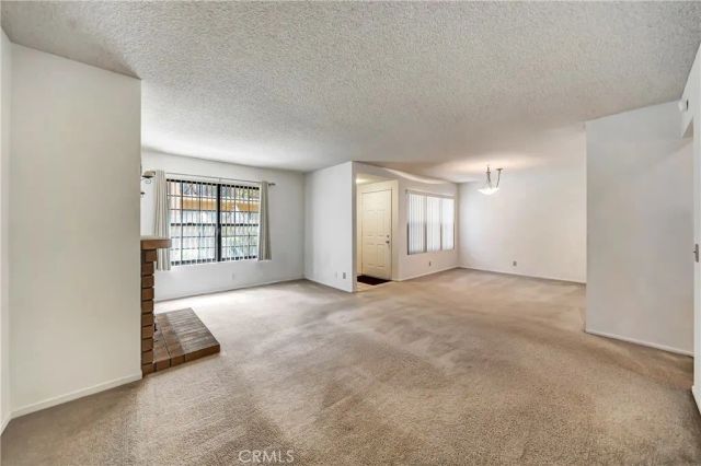 1543 W Avenue L 1, Lancaster, CA 93534