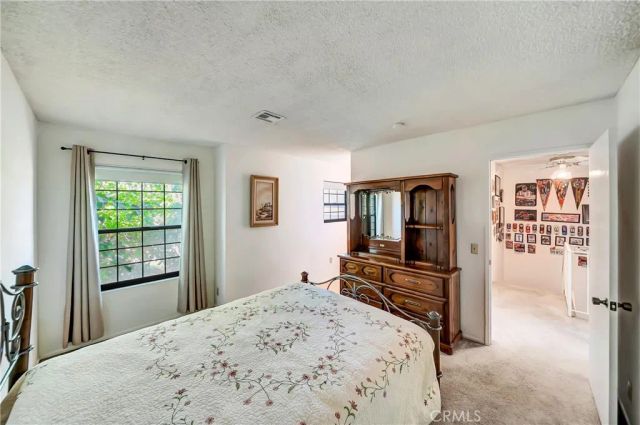 1543 W Avenue L 1, Lancaster, CA 93534