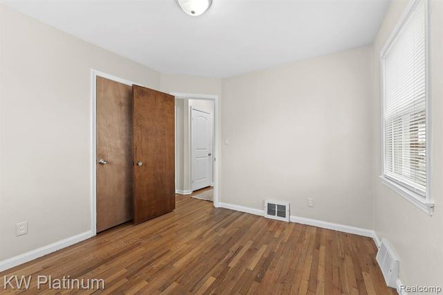 14581 Cleophus Avenue, Allen Park, MI 48101