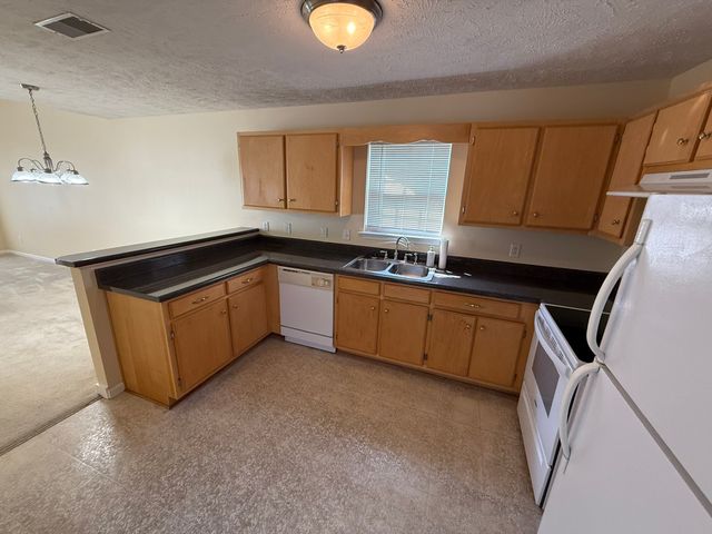 2638 Sewanee Pl, Murfreesboro, TN 37128