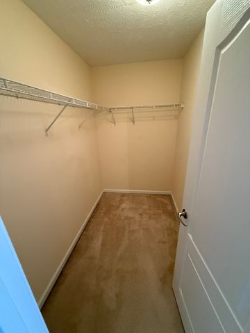 2638 Sewanee Pl, Murfreesboro, TN 37128