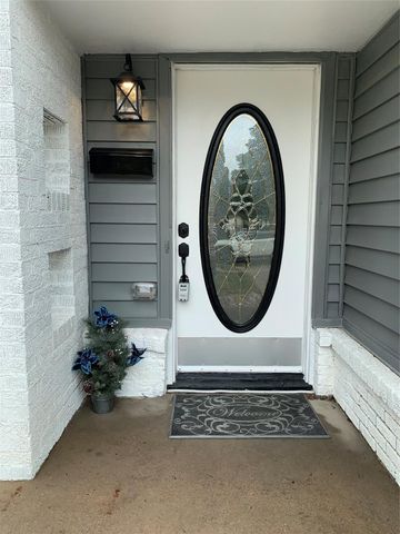 1918 Melbourne Avenue, Dallas, TX 75224