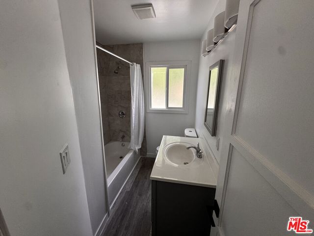 3260 Oregon Avenue, Long Beach, CA 90806