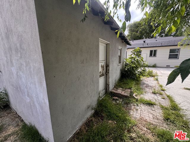3260 Oregon Avenue, Long Beach, CA 90806