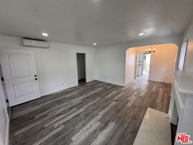 3260 Oregon Avenue, Long Beach, CA 90806