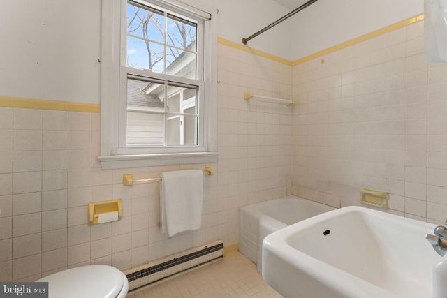 375 HICKORY POINT DR, Montross, VA 22520