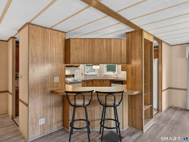 60 Colchester Commons, Colchester, CT 06415