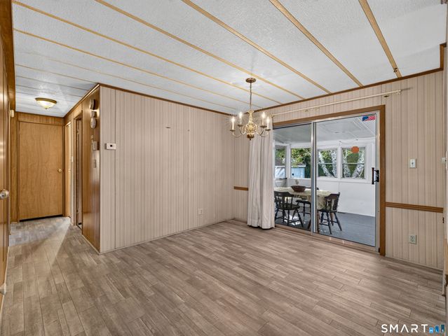 60 Colchester Commons, Colchester, CT 06415