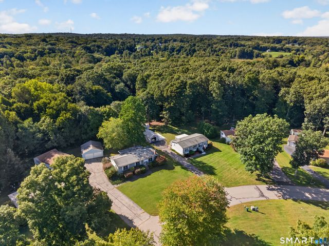 60 Colchester Commons, Colchester, CT 06415