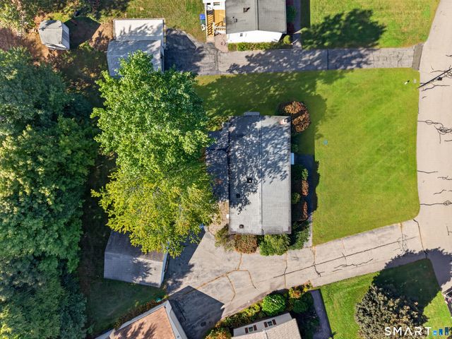 60 Colchester Commons, Colchester, CT 06415