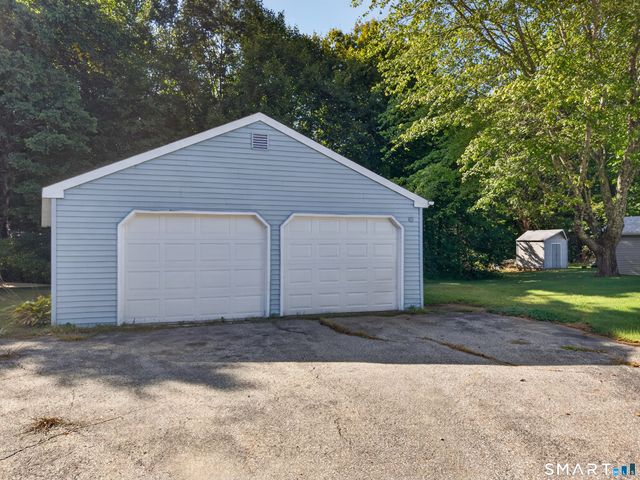 60 Colchester Commons, Colchester, CT 06415