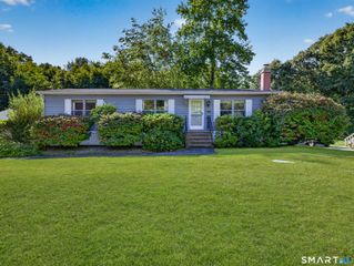 60 Colchester Commons, Colchester, CT 06415
