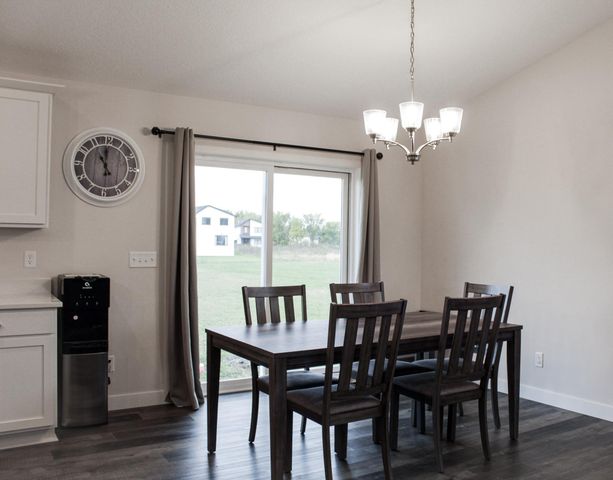 9989 14th Circle NE, Saint Michael, MN 55376